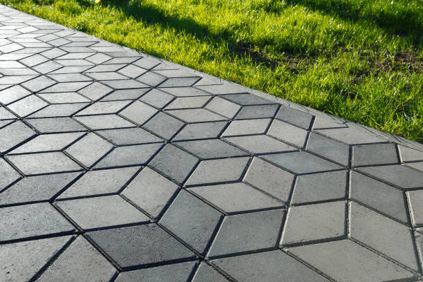 Best Professional Driveway Pavers  in Middletown, CA